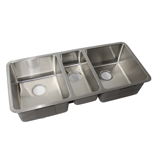 Royal Homes Kitchen Sink 39 x 18 x 8.5 In. Stainless 304y